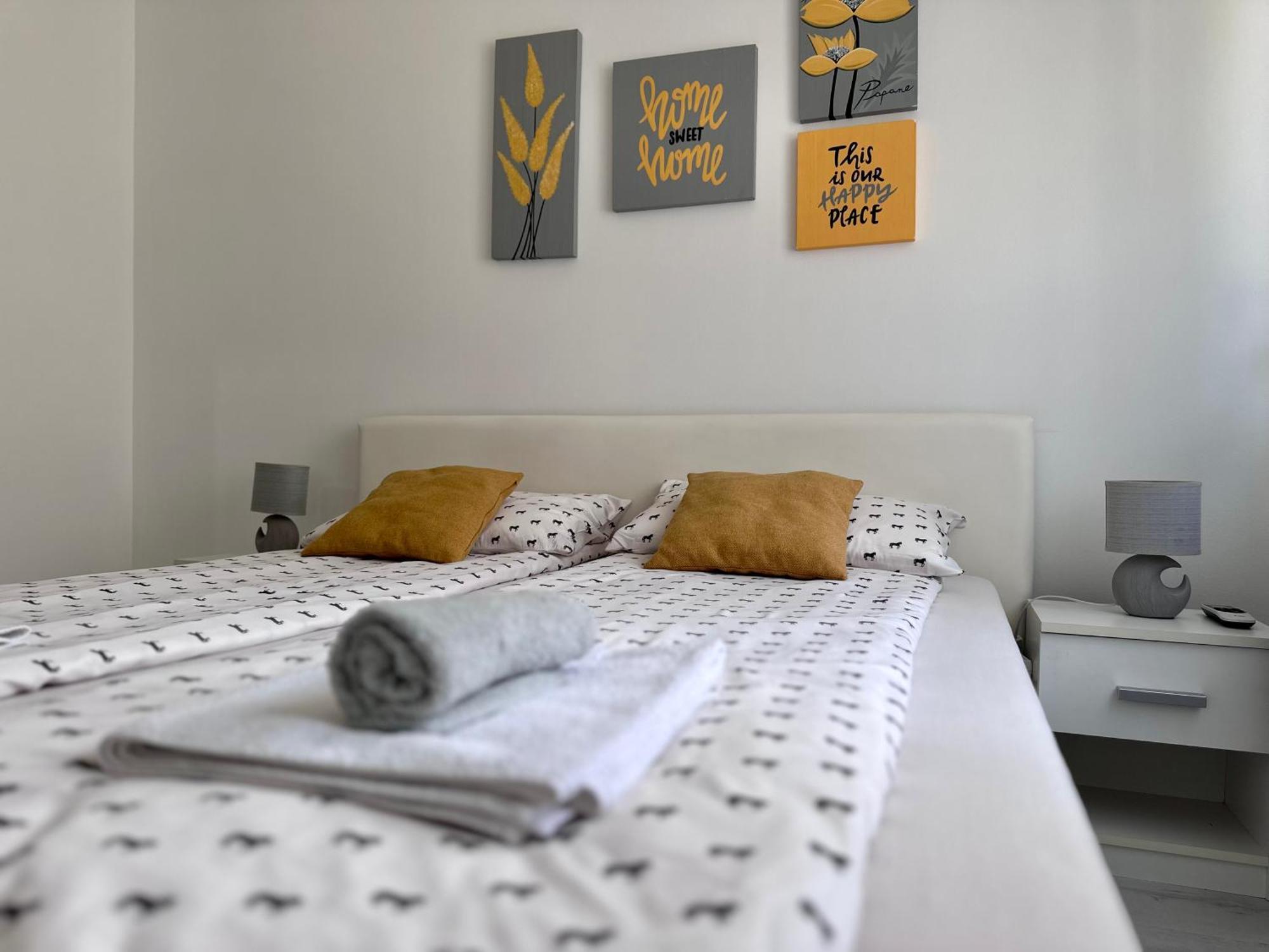 Greylux Heart Of Oldtown Sarajevo Apartment ภายนอก รูปภาพ