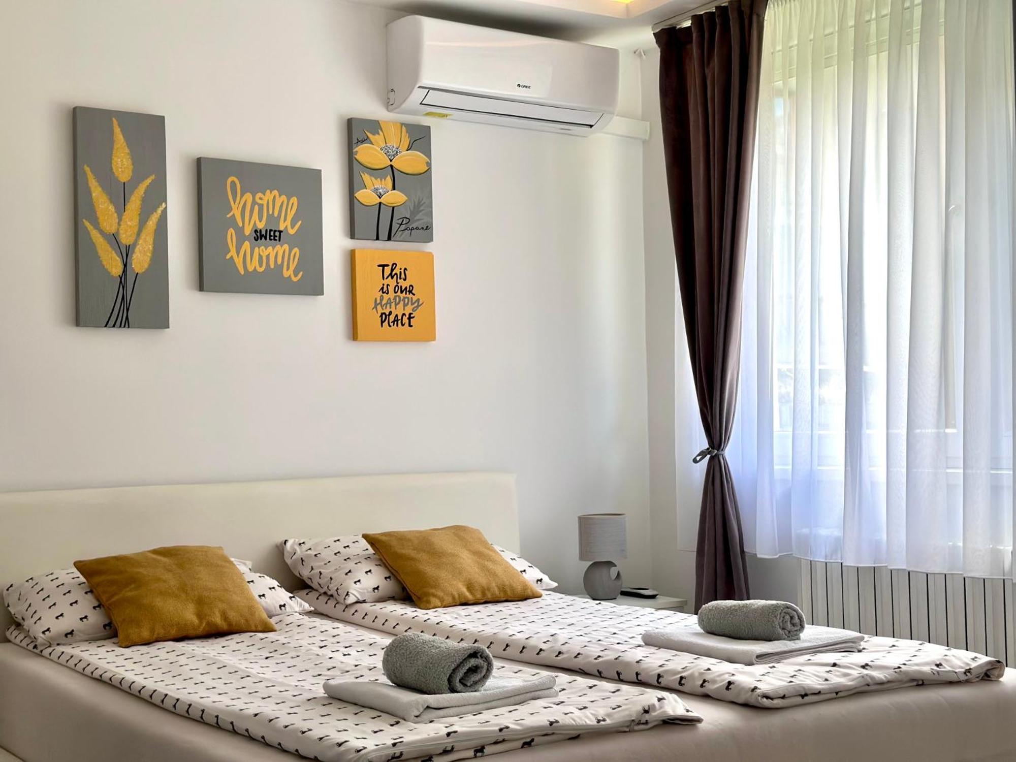 Greylux Heart Of Oldtown Sarajevo Apartment ภายนอก รูปภาพ